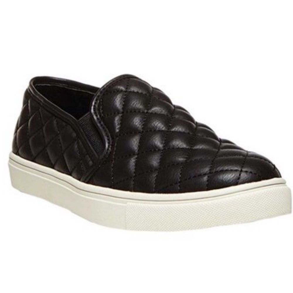 BLACK STEVE MADDEN ECENTRCQ SNEAKER